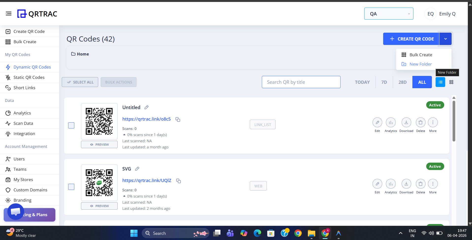 Create QR Code dropdown expanded showing Bulk Create and New Folder options
